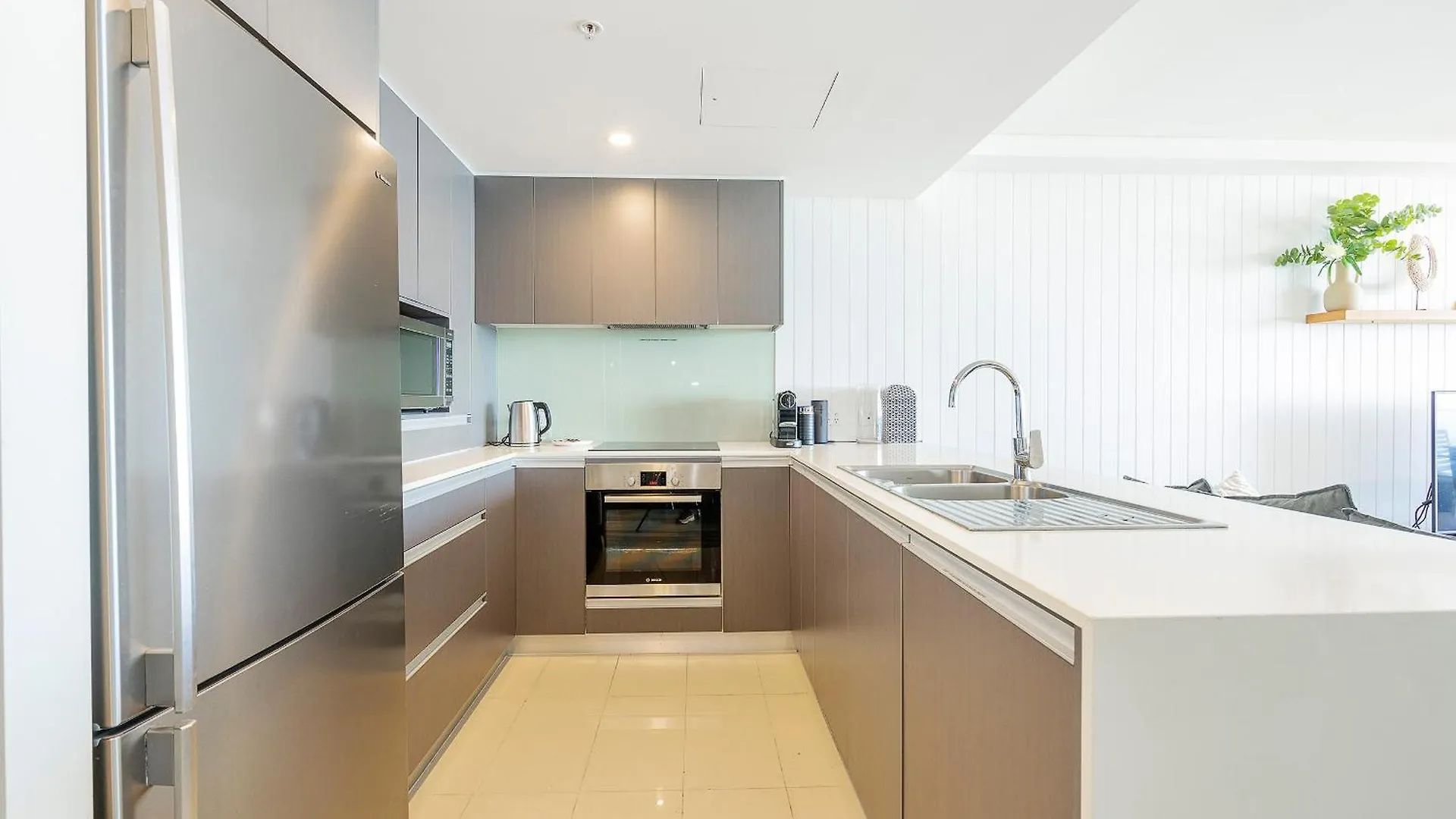 Absolute Kirra By Ecotime Apartment Gold Coast